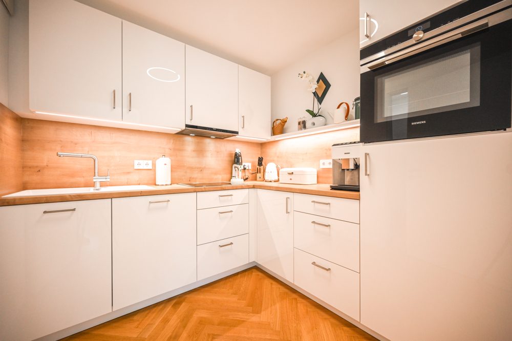 Immobilienangebot - Bad Honnef - Alle - Vollmöblierte, hochwertige Wohnung mit Terrasse und eigenem Gartenanteil in bester Lage von Rhöndorf