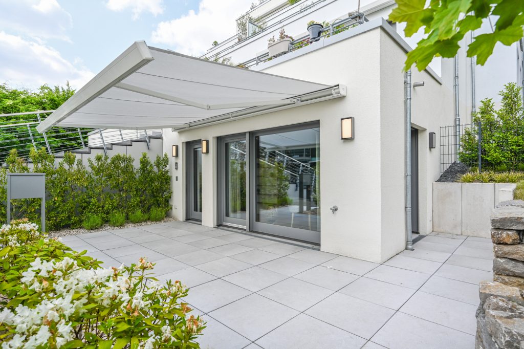 Immobilienangebot - Bad Honnef - Alle - Vollmöblierte, hochwertige Wohnung mit Terrasse und eigenem Gartenanteil in bester Lage von Rhöndorf