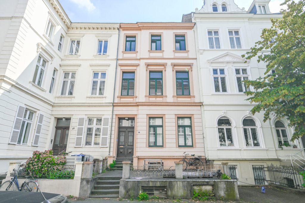 Immobilienangebot - Bonn - Alle - Denkmalgeschütztes Gründerzeithaus mit Entwicklungspotential im Herzen der Südstadt - bezugsfrei