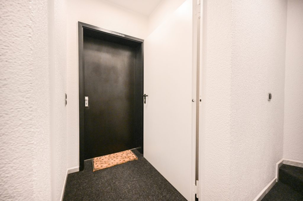 Immobilienangebot - Bonn / Rüngsdorf - Alle - Moderne 2-Zimmer Wohnung mit 2 Sonnenbalkonen & TG-Stellplatz in 1. Rheinlage von Bonn - Rüngsdorf