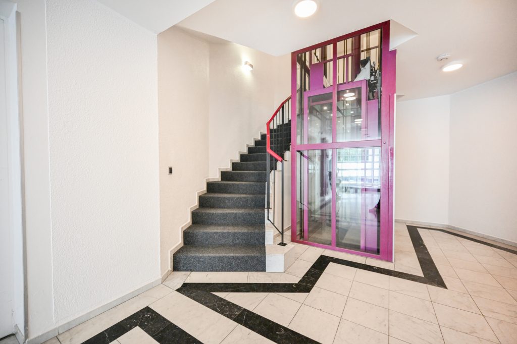 Immobilienangebot - Bonn / Rüngsdorf - Alle - Moderne 2-Zimmer Wohnung mit 2 Sonnenbalkonen & TG-Stellplatz in 1. Rheinlage von Bonn - Rüngsdorf