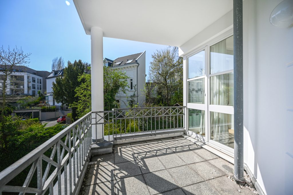 Immobilienangebot - Bonn / Rüngsdorf - Alle - Moderne 2-Zimmer Wohnung mit 2 Sonnenbalkonen & TG-Stellplatz in 1. Rheinlage von Bonn - Rüngsdorf
