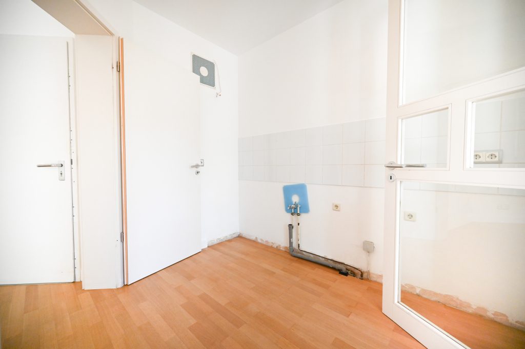 Immobilienangebot - Bonn / Rüngsdorf - Alle - Moderne 2-Zimmer Wohnung mit 2 Sonnenbalkonen & TG-Stellplatz in 1. Rheinlage von Bonn - Rüngsdorf