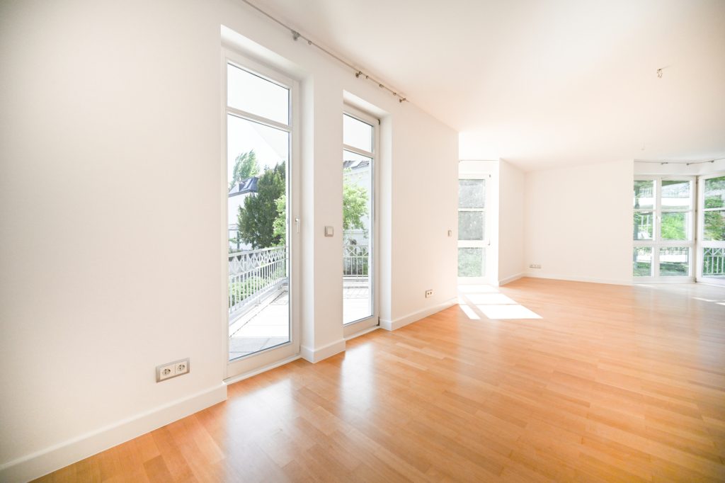 Immobilienangebot - Bonn / Rüngsdorf - Alle - Moderne 2-Zimmer Wohnung mit 2 Sonnenbalkonen & TG-Stellplatz in 1. Rheinlage von Bonn - Rüngsdorf