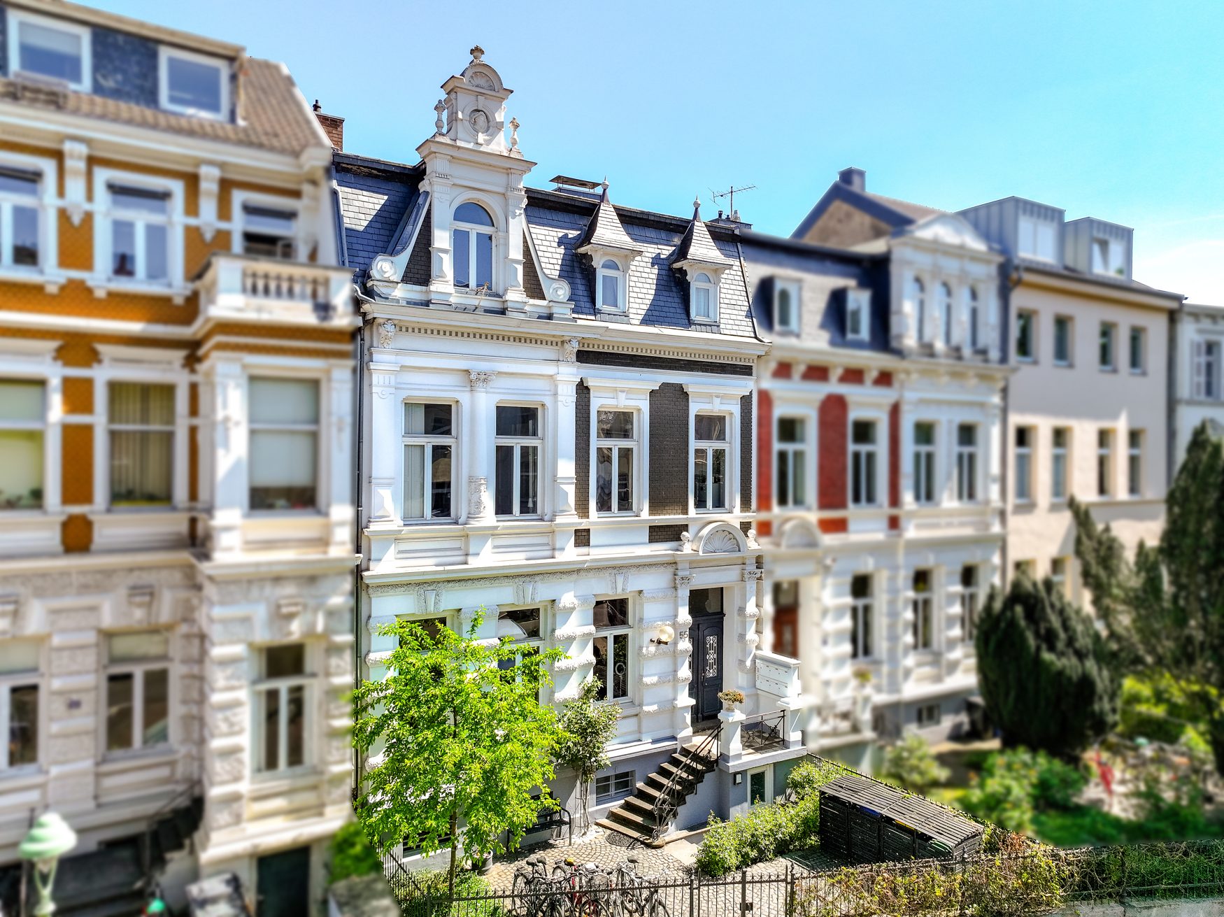 Immobilienangebot - Bonn - Alle - Denkmalgeschütztes Mehrfamilienhaus auf traumhaften Grundstück im Herzen der Bonner Südstadt