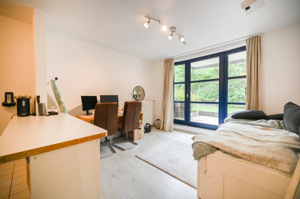 Immobilienangebot - Bonn / Poppelsdorf - Alle - Attraktives Studenten-Apartment mit Sonnenterrasse und TG-Stellplatz in Top-Lage v. Bonn-Poppelsdorf