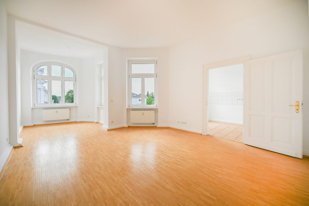 Immobilienangebot - Bonn - Alle - Charmante, großzügige 2,5-Zimmer-Altbauwohnung mit Sonnenbalkon inmitten der Bonner Südstadt