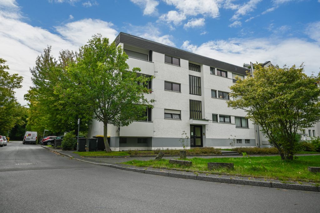 Immobilienangebot - Bonn / Endenich - Alle - Attraktives Studenten-Apartment mit Balkon und TG-Stellplatz in Top-Lage von Bonn-Endenich