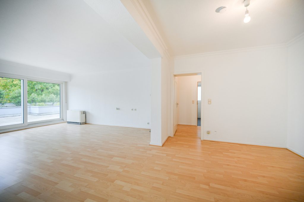 Immobilienangebot - Königswinter / Oberdollendorf - Alle - Großzügige, modernisierte 3-Zimmer Wohnung mit 2 Terrassen in Oberdollendorf, optional mit PKW-Garage