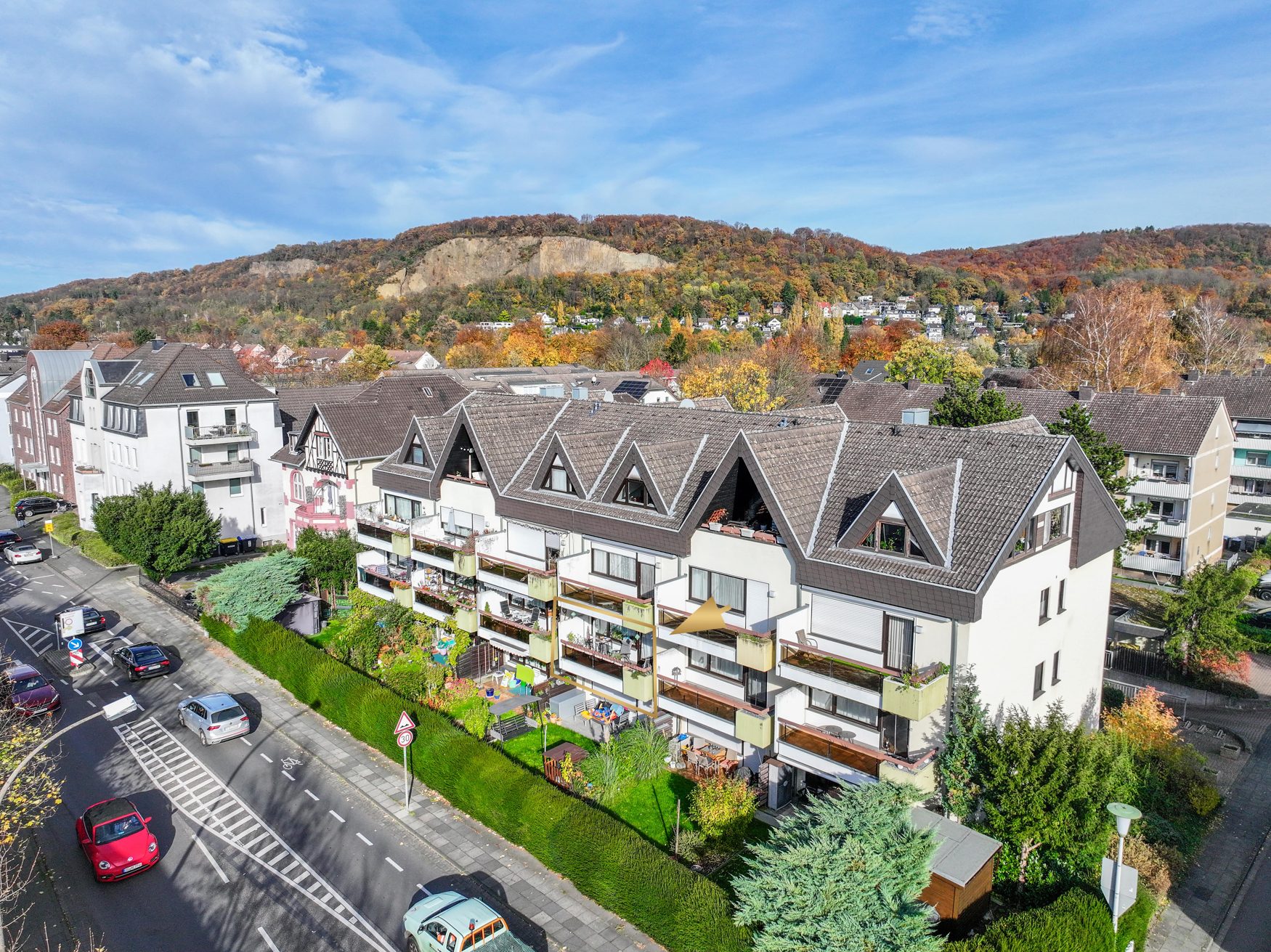 Immobilienangebot - Bonn / Oberkassel - Alle - Gepflegte 2-Zimmer-Wohnung mit Balkon und TG-Stellplatz in bevorzugter Lage von Bonn - Oberkassel
