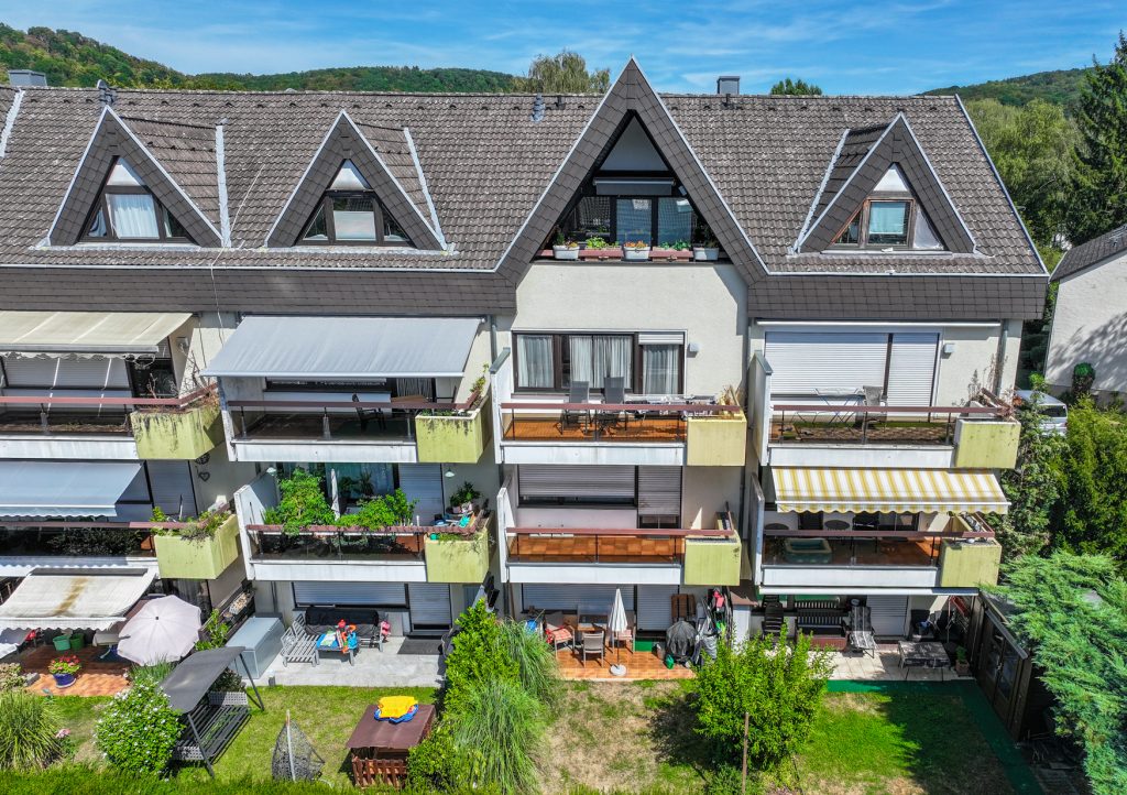 Immobilienangebot - Bonn / Oberkassel - Alle - Gepflegte 2-Zimmer-Wohnung mit Balkon und TG-Stellplatz in bevorzugter Lage von Bonn - Oberkassel
