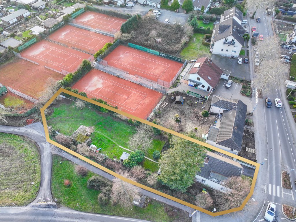 Immobilienangebot - Sankt Augustin - Grundstücke - Baugrundstück mit Bauvoranfrage für ein MFH mit ca. 464 m² Wohnfläche in Sankt Augustin-Menden