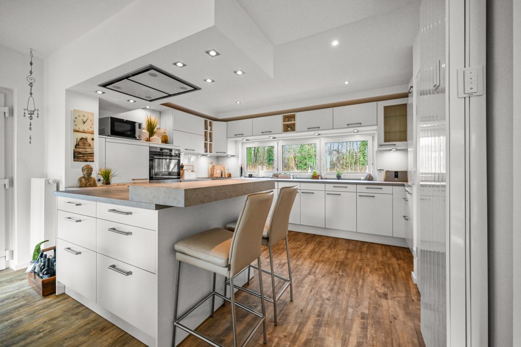 Immobilienangebot - Bonn - Alle - Stilvolles Einfamilienhaus auf großzügigem Grundstück in beliebter Lage des Bonner Venusbergs
