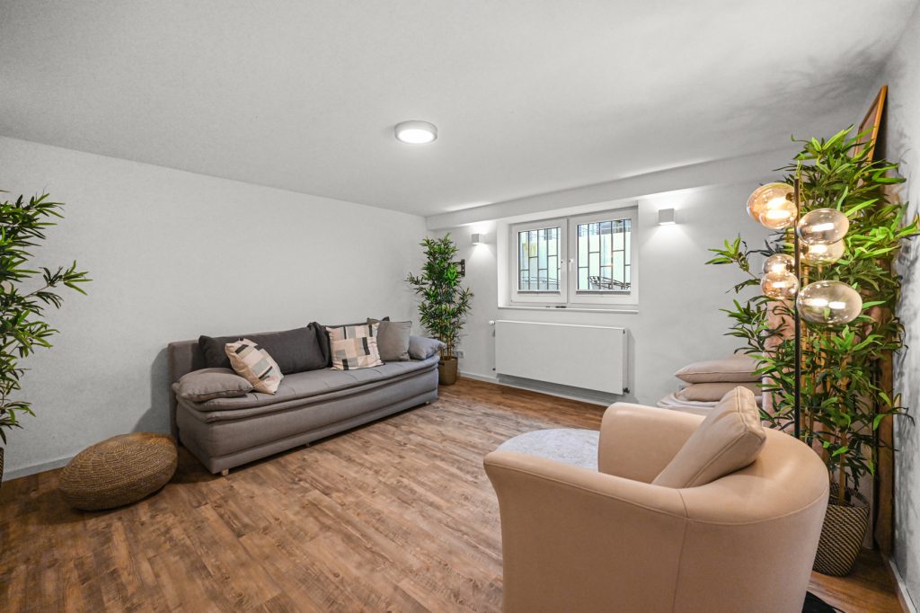 Immobilienangebot - Bonn - Alle - Stilvolles Einfamilienhaus auf großzügigem Grundstück in beliebter Lage des Bonner Venusbergs