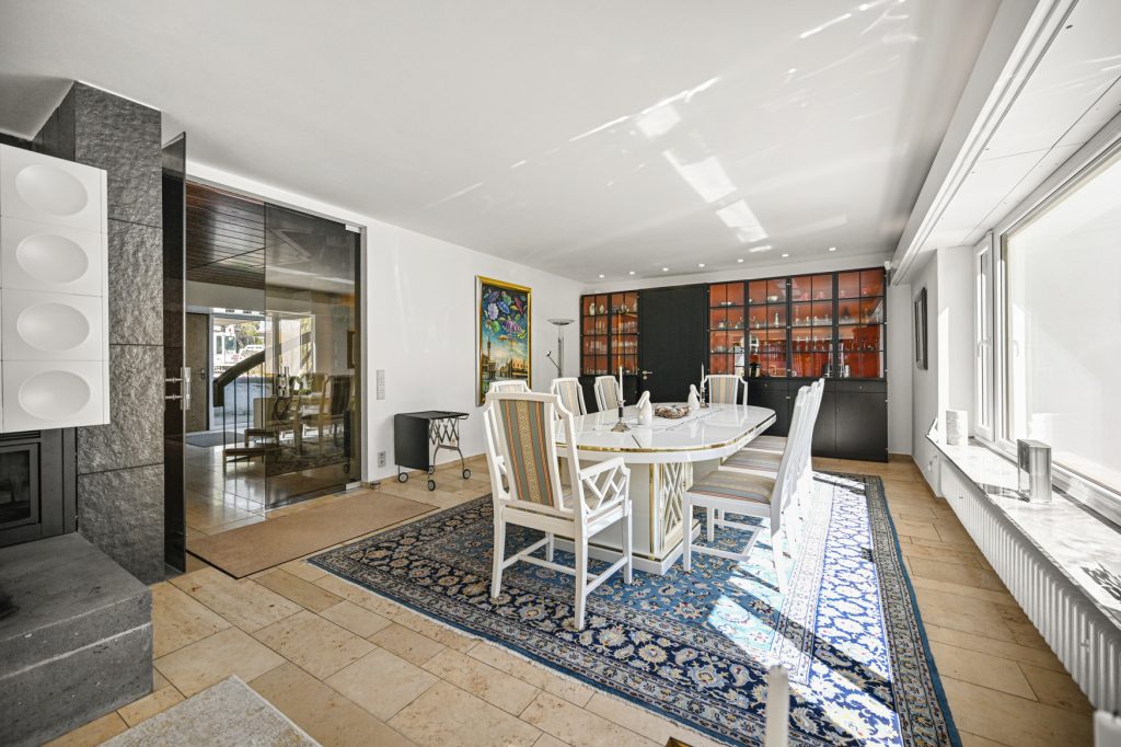 Immobilienangebot - Bonn / Rüngsdorf - Alle - Großzügige Architektenvilla mit Schwimmbad und 2 Doppelgaragen in beliebter Lage von Bonn-Rüngsdorf