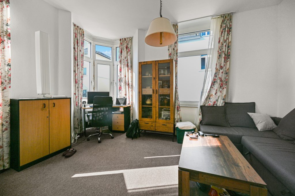 Immobilienangebot - Bonn / Südstadt - Alle - Vermietetes, denkmalgeschütztes Gründerzeithaus mit 3 Einheiten & Garage im Herzen der Südstadt