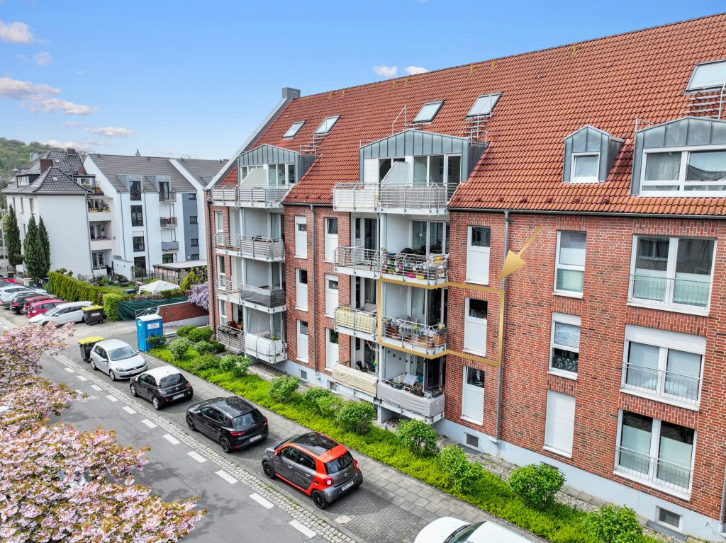 Immobilienangebot - Bonn - Alle - Schicke, neuwertige 2-Zimmer-Wohnung mit Balkon, Schreinerküche und TG-Stellplatz in Kessenich