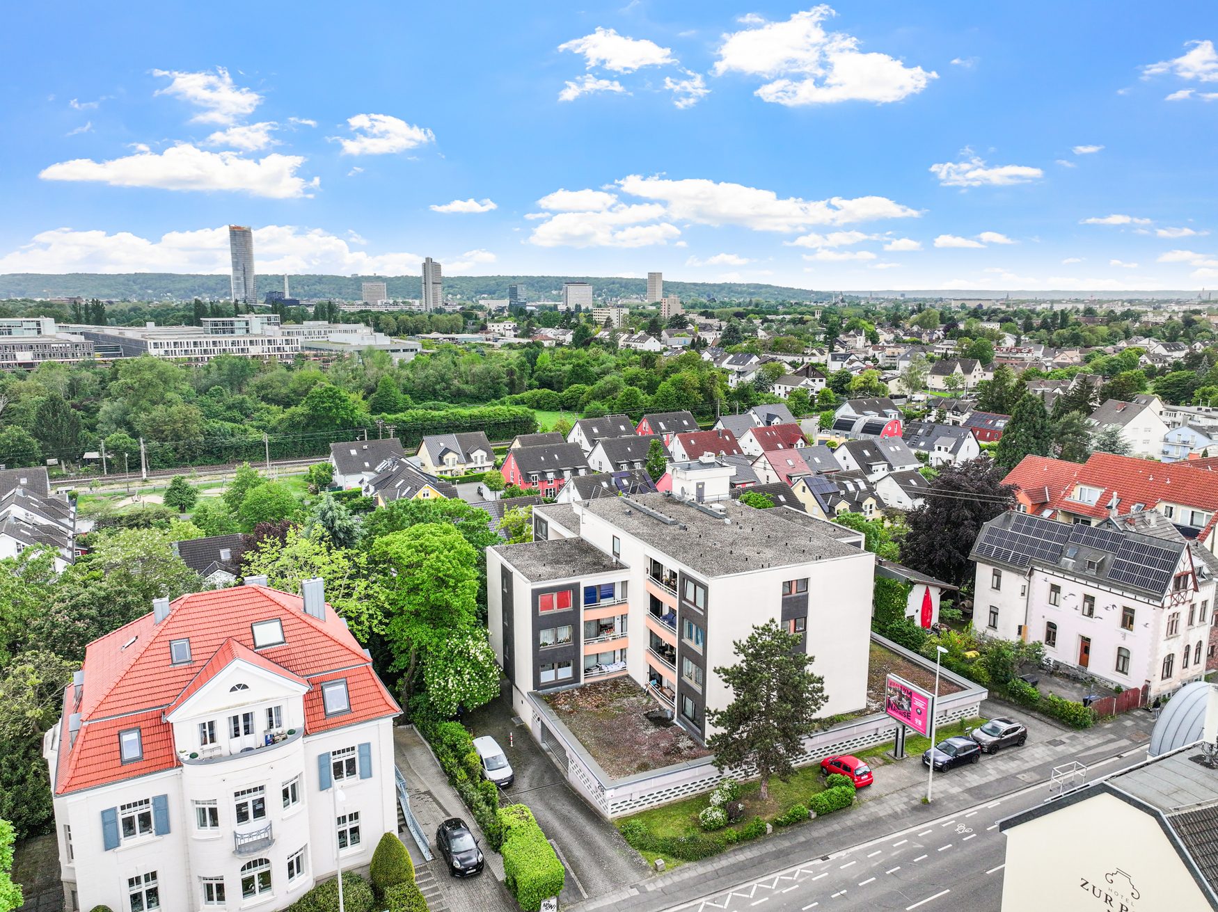Immobilienangebot - Bonn - Alle - Vermietete 2-Zimmer-Wohnung mit Loggia und zwei Stellplätzen in bevorzugter Lage von Bonn-Ramersdorf