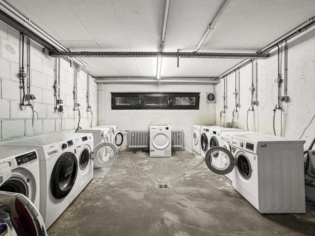 Immobilienangebot - Bonn / Mehlem - Alle - Gepflegte 2-Zimmer-Wohnung mit Sonnenterrasse und PKW-Stellplatz in bevorzugter Lage von Bonn-Mehlem