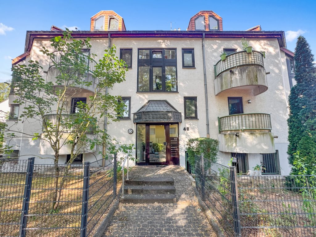 Immobilienangebot - Bonn / Mehlem - Alle - Gepflegte 2-Zimmer-Wohnung mit Sonnenterrasse und PKW-Stellplatz in bevorzugter Lage von Bonn-Mehlem