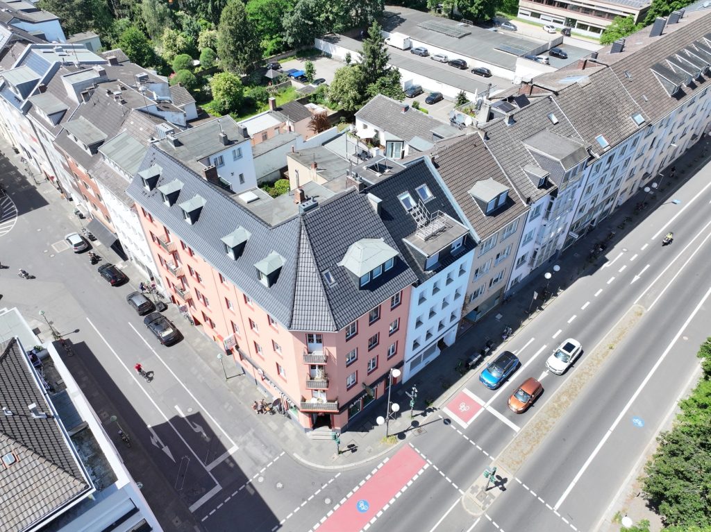 Immobilienangebot - Bonn / Südstadt - Alle - Modernisiertes Wohn-/Geschäftshaus mit 11 Einheiten in unmittelbarer Rheinnähe der Bonner Südstadt