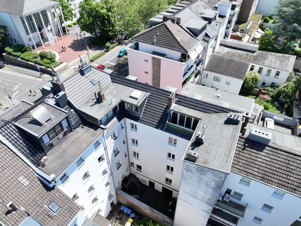 Immobilienangebot - Bonn / Südstadt - Alle - Modernisiertes Wohn-/Geschäftshaus mit 11 Einheiten in unmittelbarer Rheinnähe der Bonner Südstadt