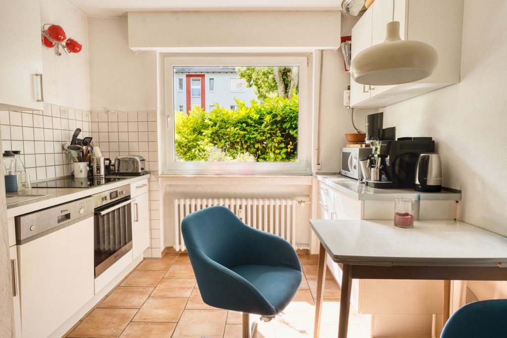 Immobilienangebot - Bonn / Endenich - Alle - Vollvermietetes Mehrfamilienhaus mit 12 Wohneinheiten in bevorzugter Lage von Bonn - Endenich