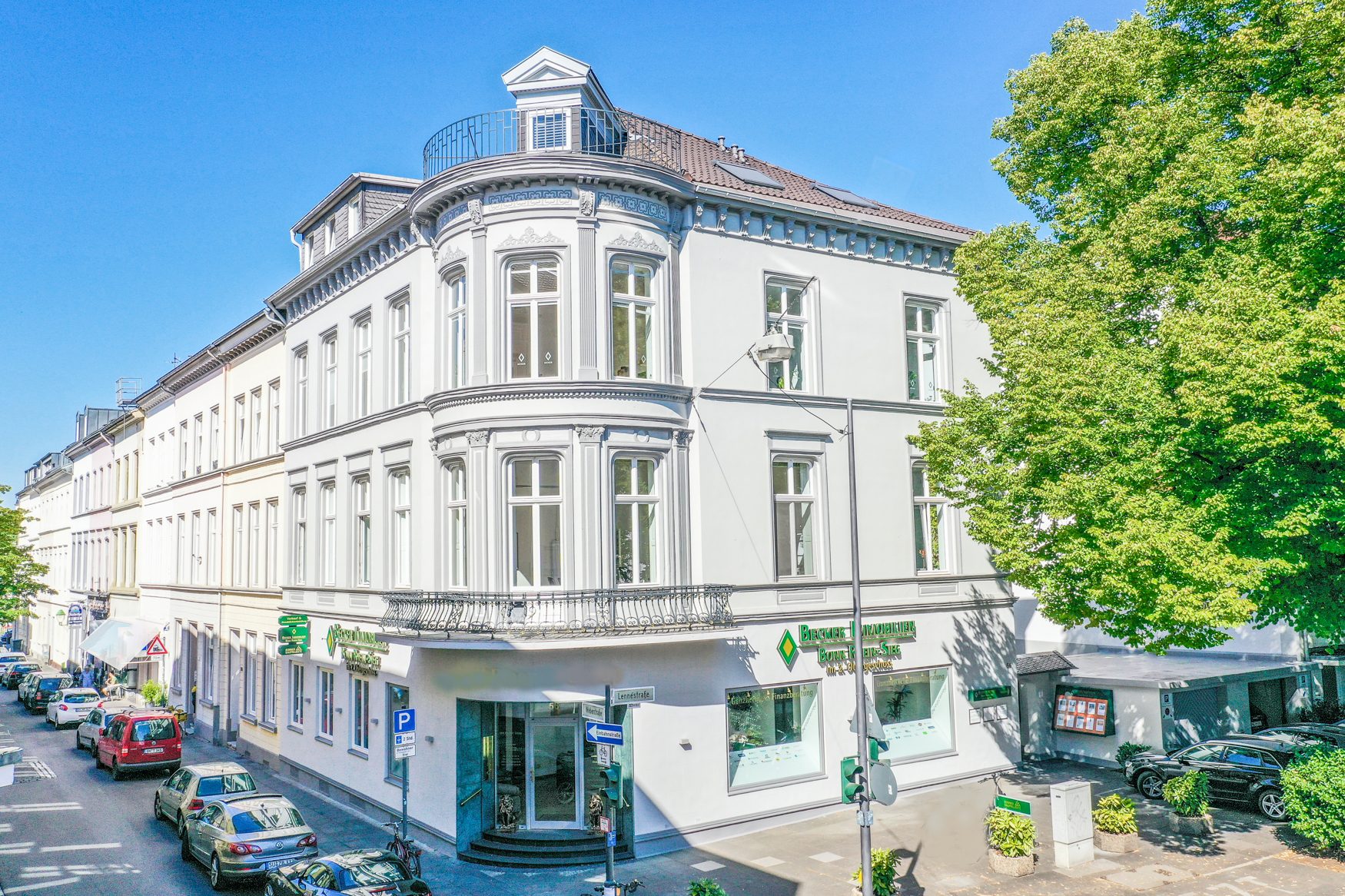 Immobilienangebot - Bonn - Alle - Hochwertiges vollmöbliertes Dachgeschoss-Appartement in der Südstadt - Erstbezug nach Sanierung