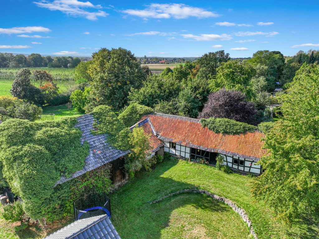 Immobilienangebot - Meckenheim - Alle - Denkmalgeschützte Hofanlage auf weitläufigem Grundstück in traumhafter Lage v. Meckenheim-Lüftelberg
