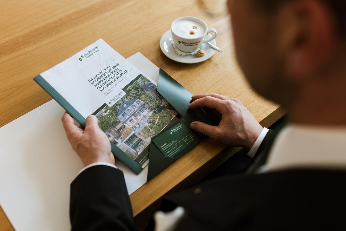 Hochwertige Exposés für den Immobilienverkauf – Becker Immobilien Hochwertige Exposés für den Immobilienverkauf - Becker Immobilien