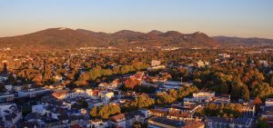 Bad Godesberg und das Siebengebirge im Herbst – Becker Immobilien, Ihr Immobilienmakler in Bonn & Rhein-Sieg