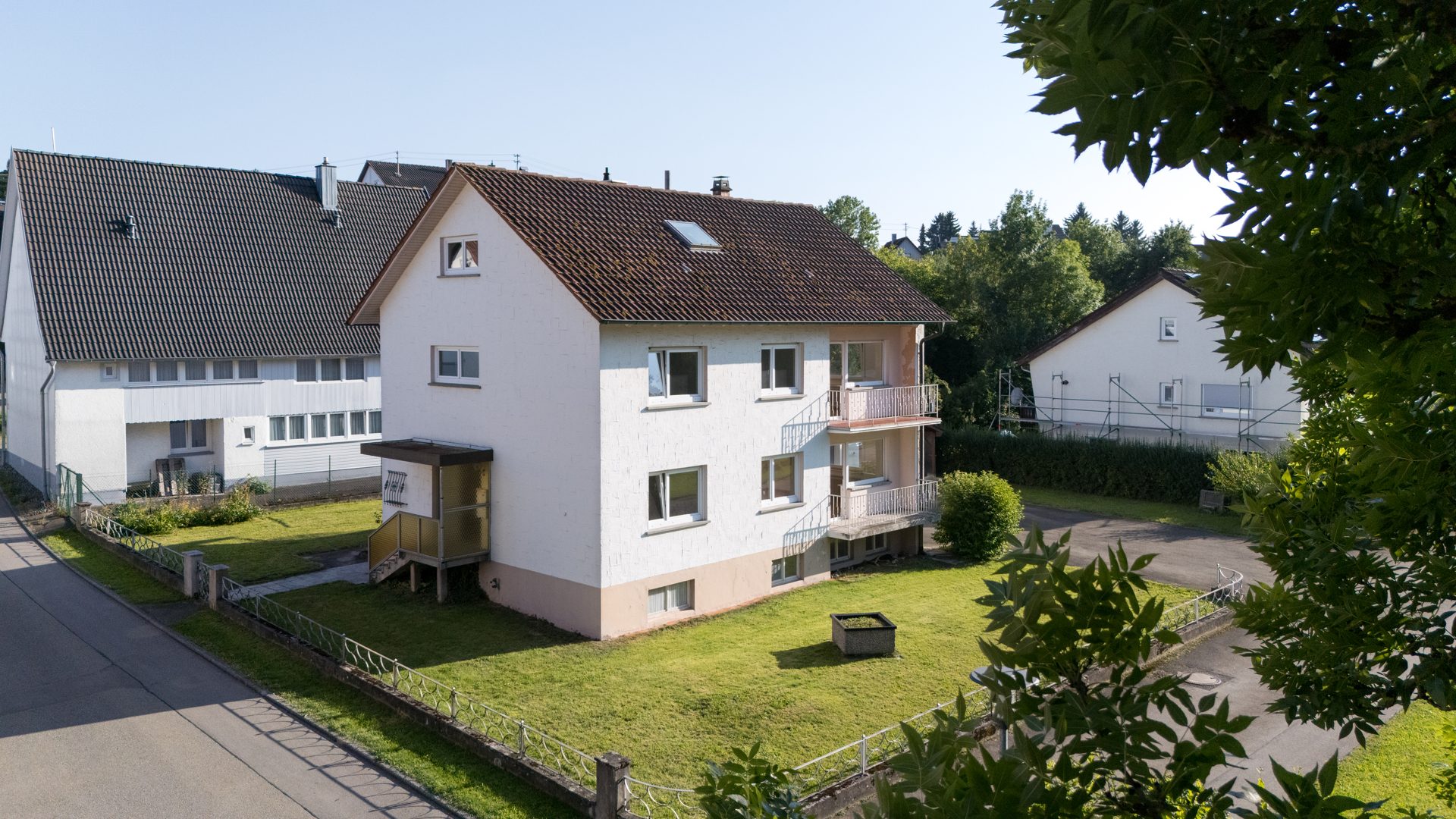 Immobilienangebot - Deißlingen - Alle - Wohnglück am Neckar - 
großzügiges Zweifamilienhaus in Bestlage