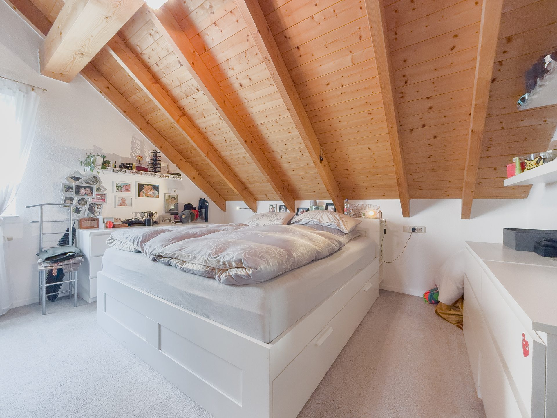 Immobilienangebot - Niedereschach - Alle - Ein Zuhause auf zwei Ebenen:
4,5-Zimmer-Galeriewohnung mit Balkon in gepflegter Wohnanlage