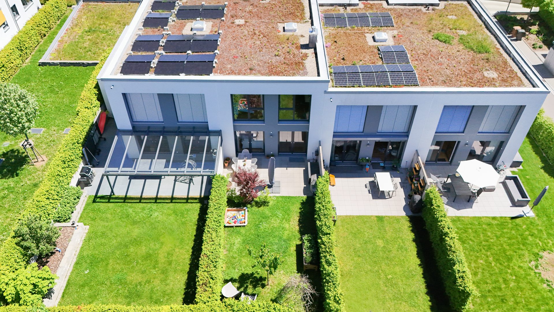 Immobilienangebot - Villingen-Schwenningen - Alle - Bestlage im Friedrichspark – großer Wohnbereich, Kaminofen, Tageslichtbad, Sonnenterrasse & KfW 55!