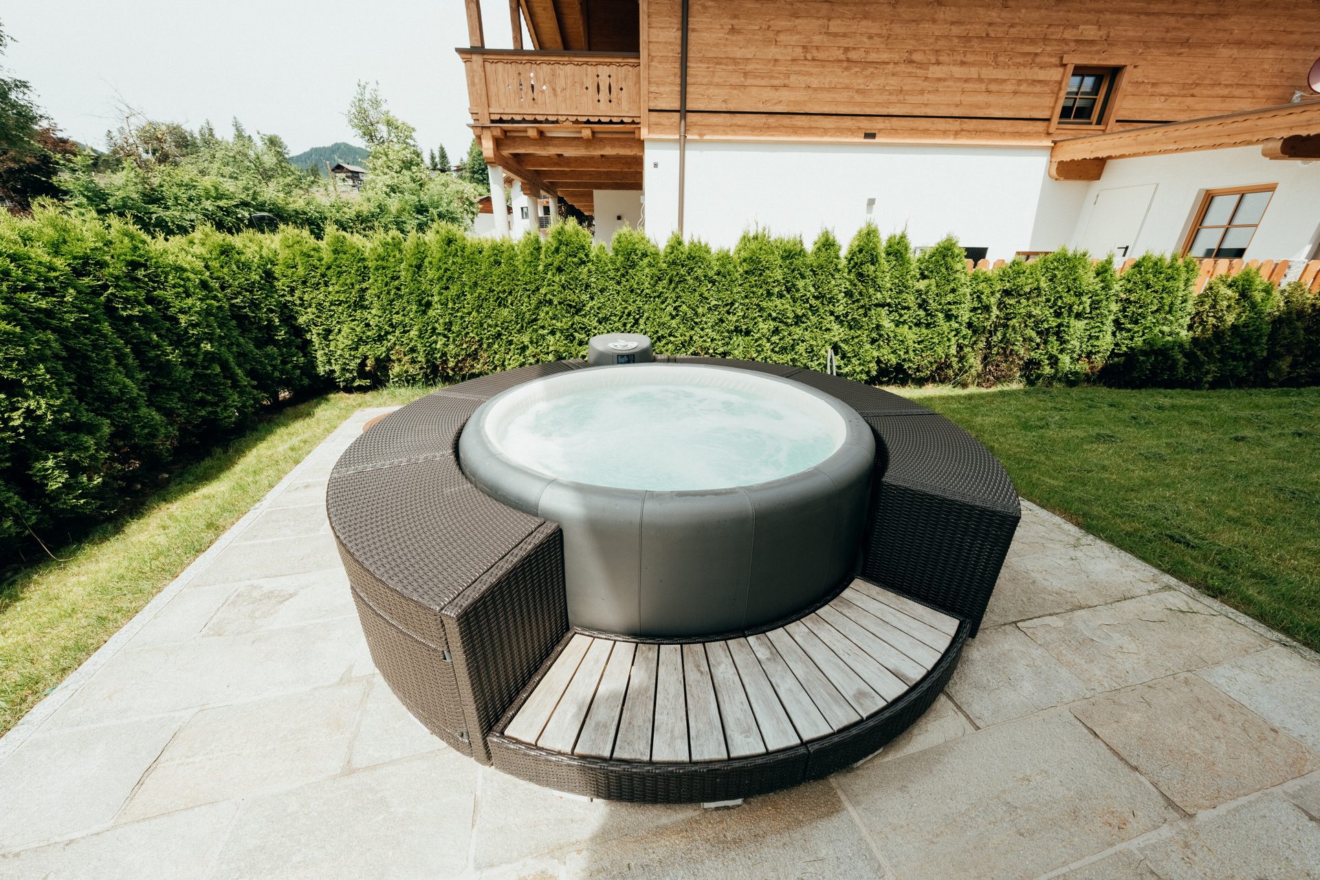 32 Whirlpool EG Immobilienangebot - Scheffau am Wilden Kaiser - Alle - Sie haben viel erreicht. Zeit anzukommen.
Chalet-Villa am Wilden Kaiser