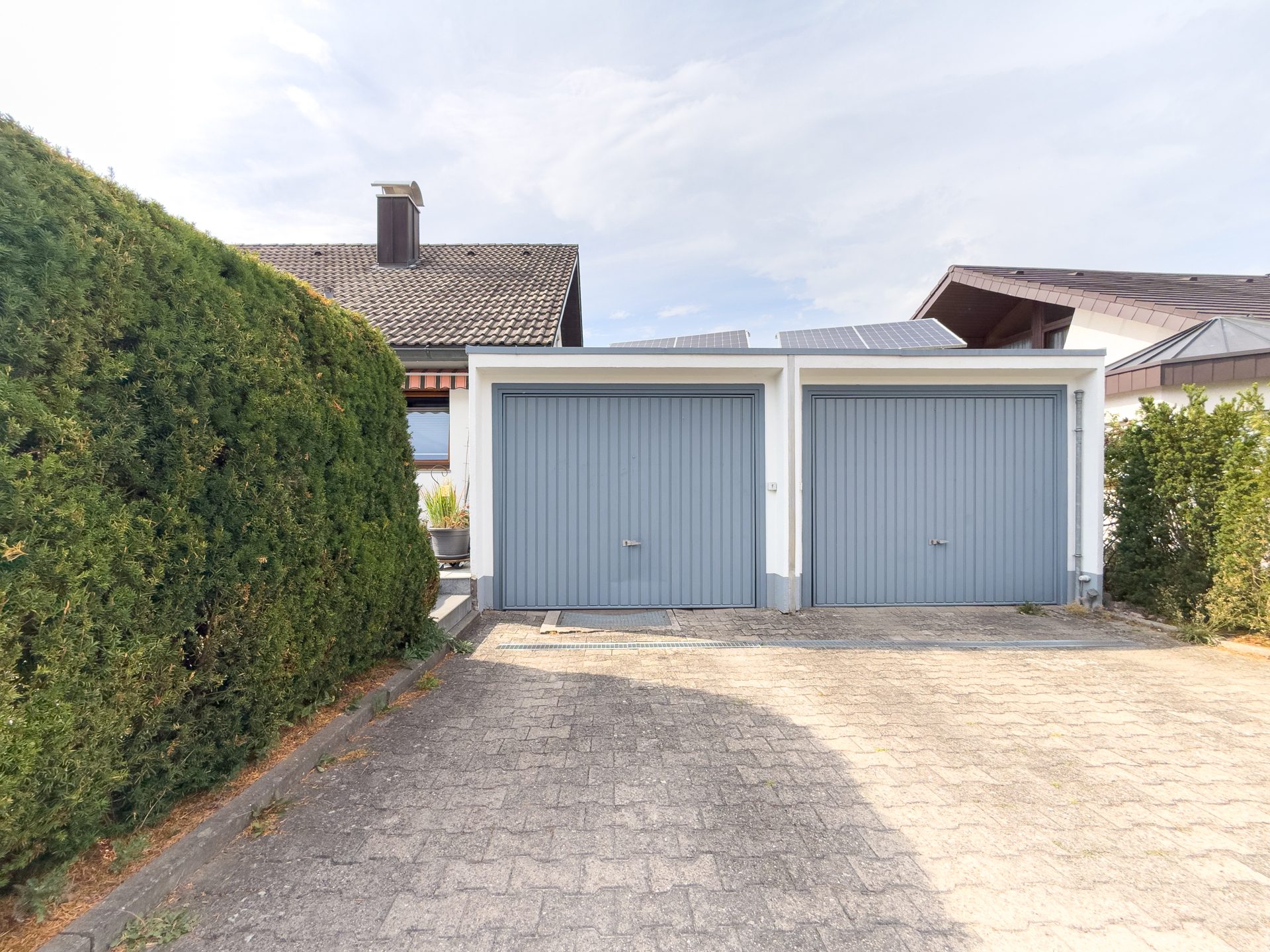 Immobilienangebot - Brigachtal / Klengen - Alle - Wohnen wie im eigenen Haus - Modernisierte Gartenwohnung mit Wohnkomfort