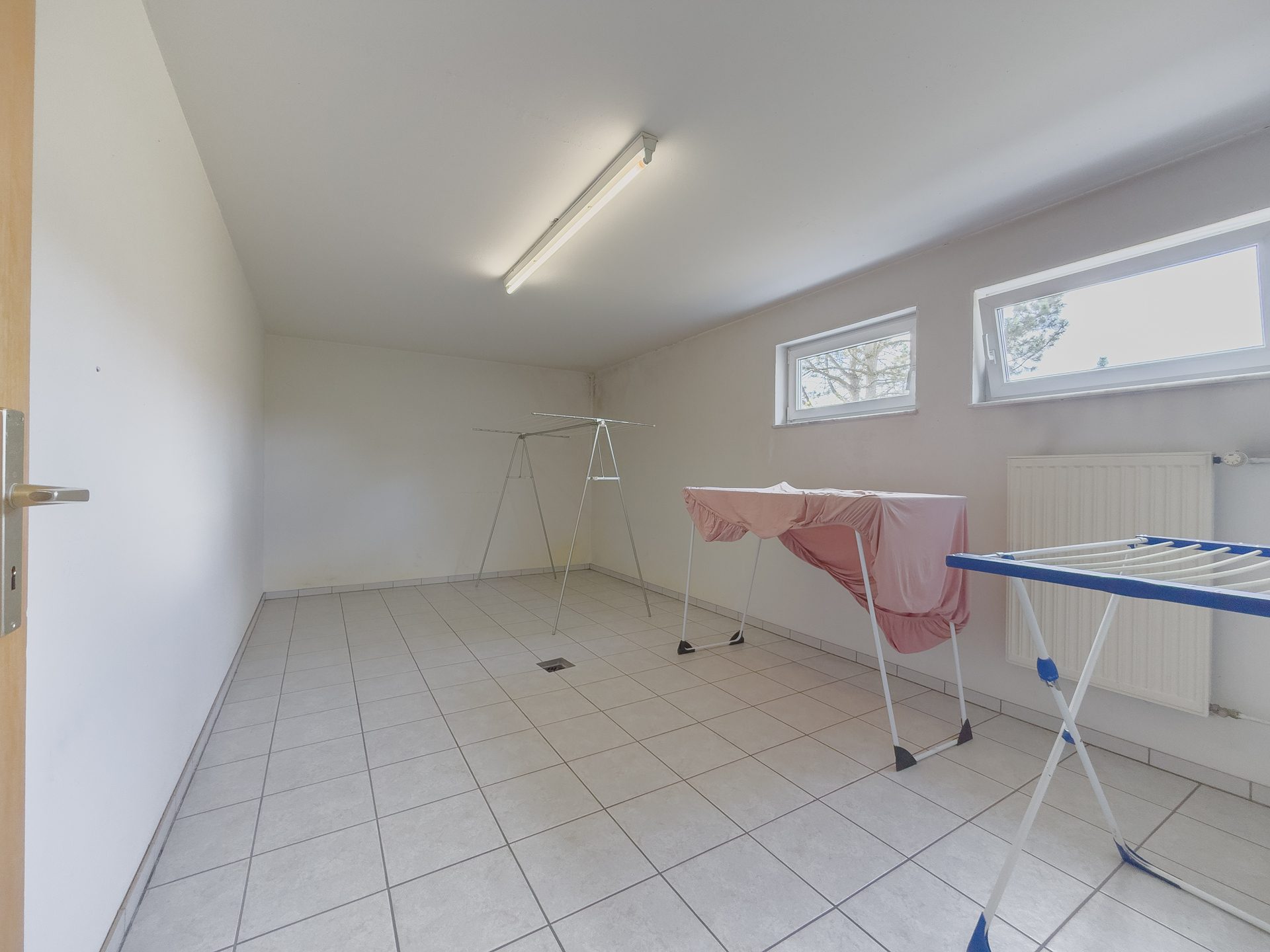 Immobilienangebot - Niedereschach - Alle - Wohnen auf zwei Ebenen:
4,5-Zimmer-Maisonettewohnung mit Balkon in gepflegter Wohnanlage