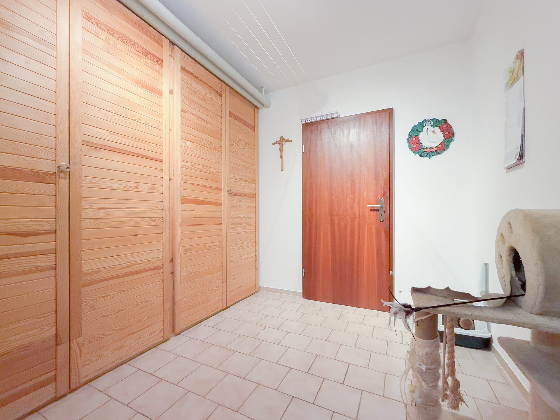 Immobilienangebot - Unterkirnach - Alle - Unverbaubarer Fernblick - Sonnenterrasse, Privatgarten, Wohnküche, Tageslichtbad & bald bezugsfrei!