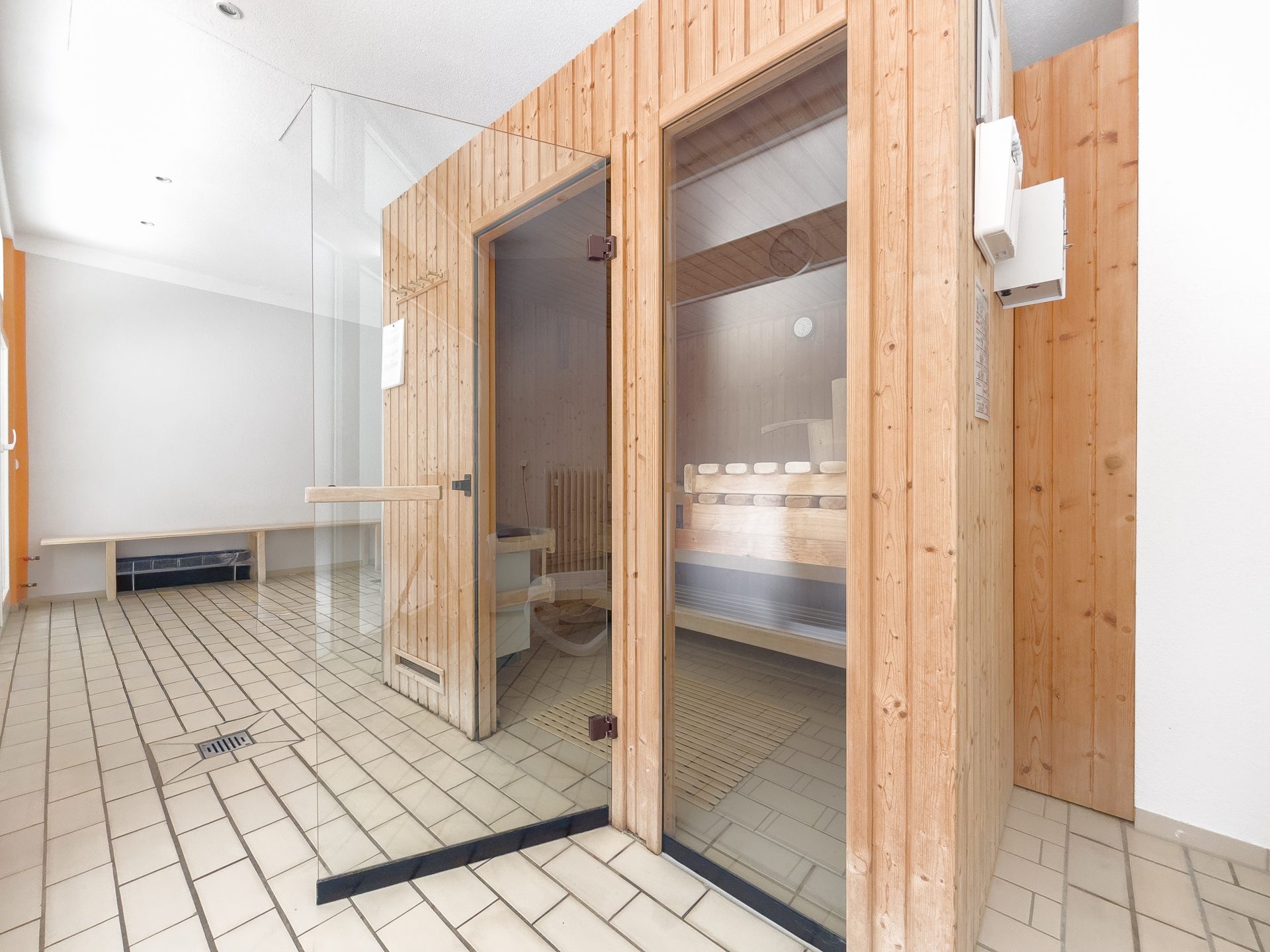 Immobilienangebot - Schönwald im Schwarzwald - Alle - Komfort-Apartment mit Wellnessbereich
