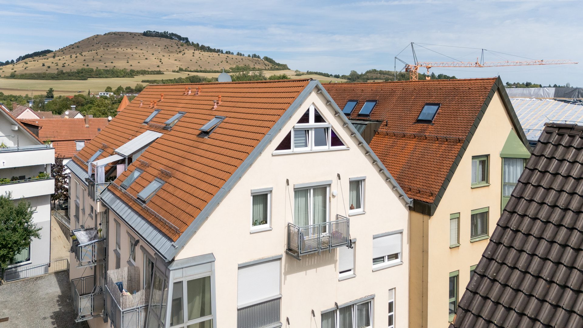 Immobilienangebot - Bopfingen - Alle - Stadtleben direkt vor der Tür:
Vermietete Maisonettewohnung mit Balkon im Herzen von Bopfingen