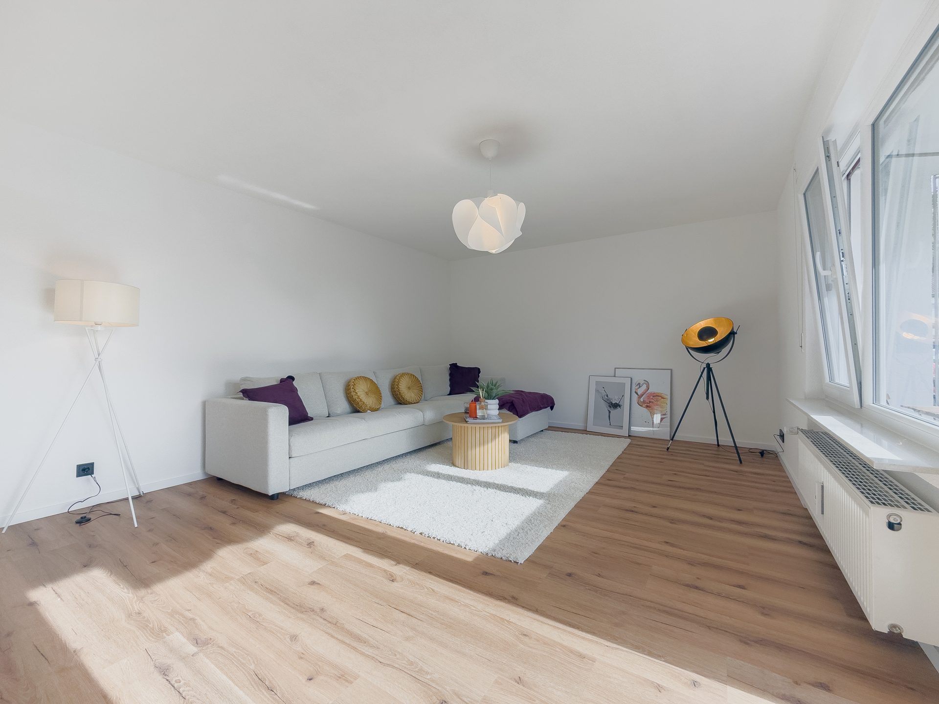 Immobilienangebot - Bad Dürrheim - Alle - Exklusiv modernisiert:
3,5-Zi.-Eigentumswohnung mit Westbalkon in Top-Lage von Bad Dürrheim