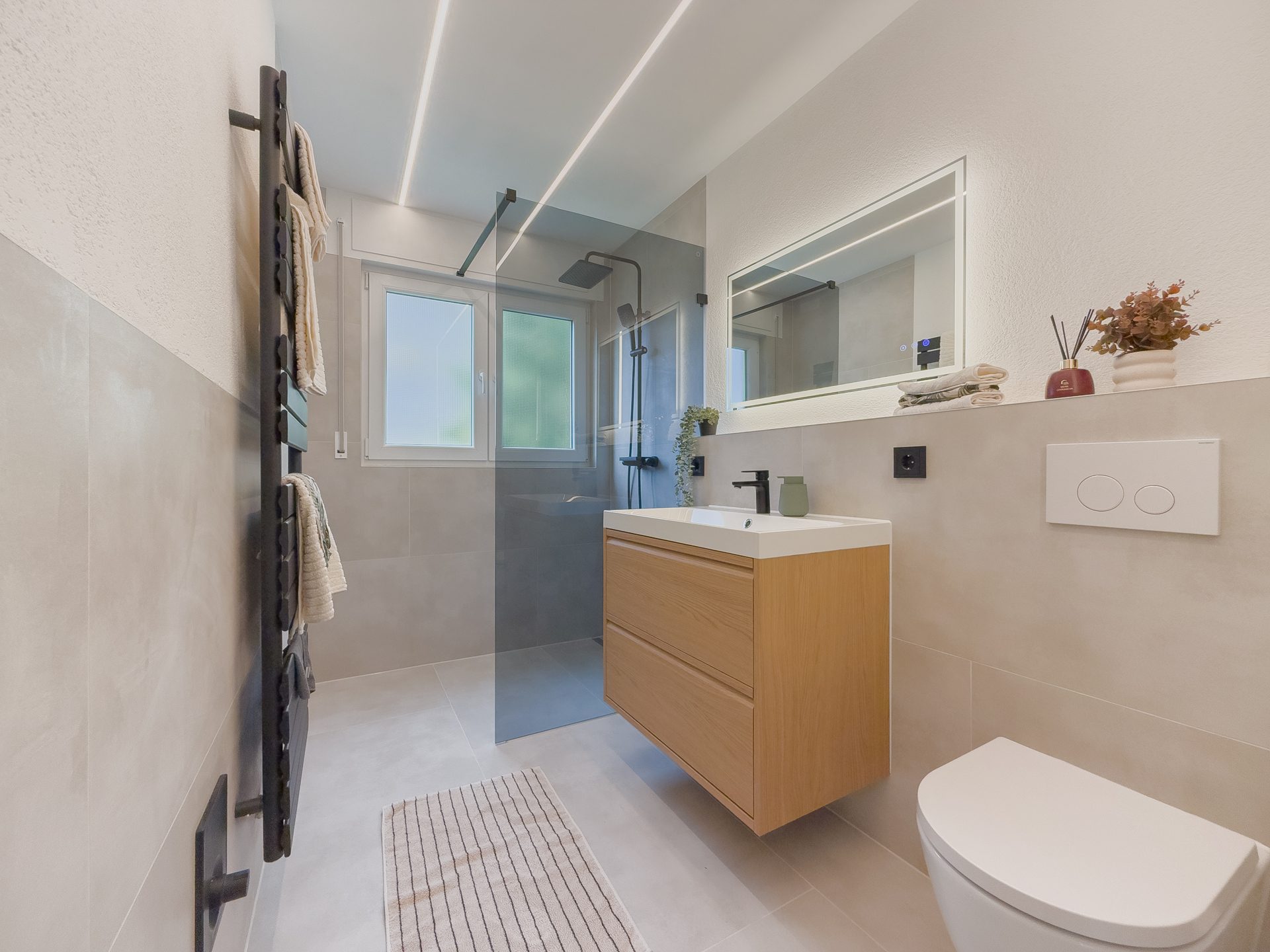 Immobilienangebot - Bad Dürrheim - Alle - Exklusiv modernisiert:
3,5-Zi.-Eigentumswohnung mit Westbalkon in Top-Lage von Bad Dürrheim
