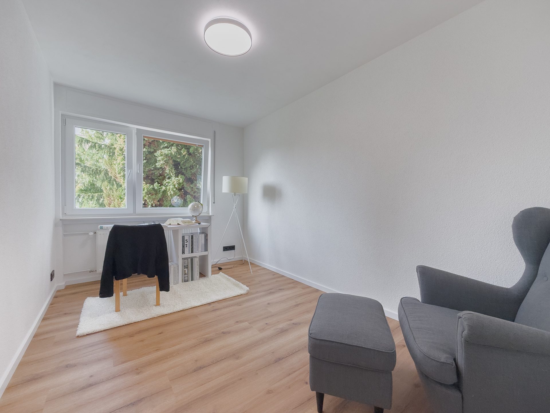 Immobilienangebot - Bad Dürrheim - Alle - Exklusiv modernisiert:
3,5-Zi.-Eigentumswohnung mit Westbalkon in Top-Lage von Bad Dürrheim
