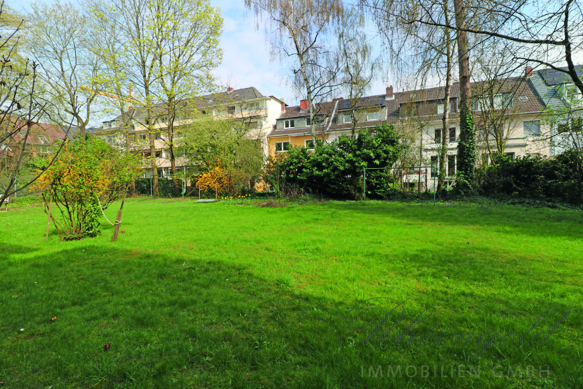 Immobilienangebot - Köln - Wohnungen - Der smarte Einstieg: Bezugsfreie Wohnung mit Balkon - WG-tauglich! Gestalten Sie ihr Investment!