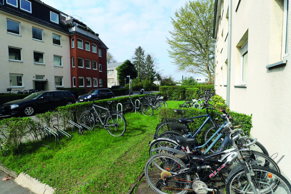 Immobilienangebot - Köln - Wohnungen - Der smarte Einstieg: Bezugsfreie Wohnung mit Balkon - WG-tauglich! Gestalten Sie ihr Investment!