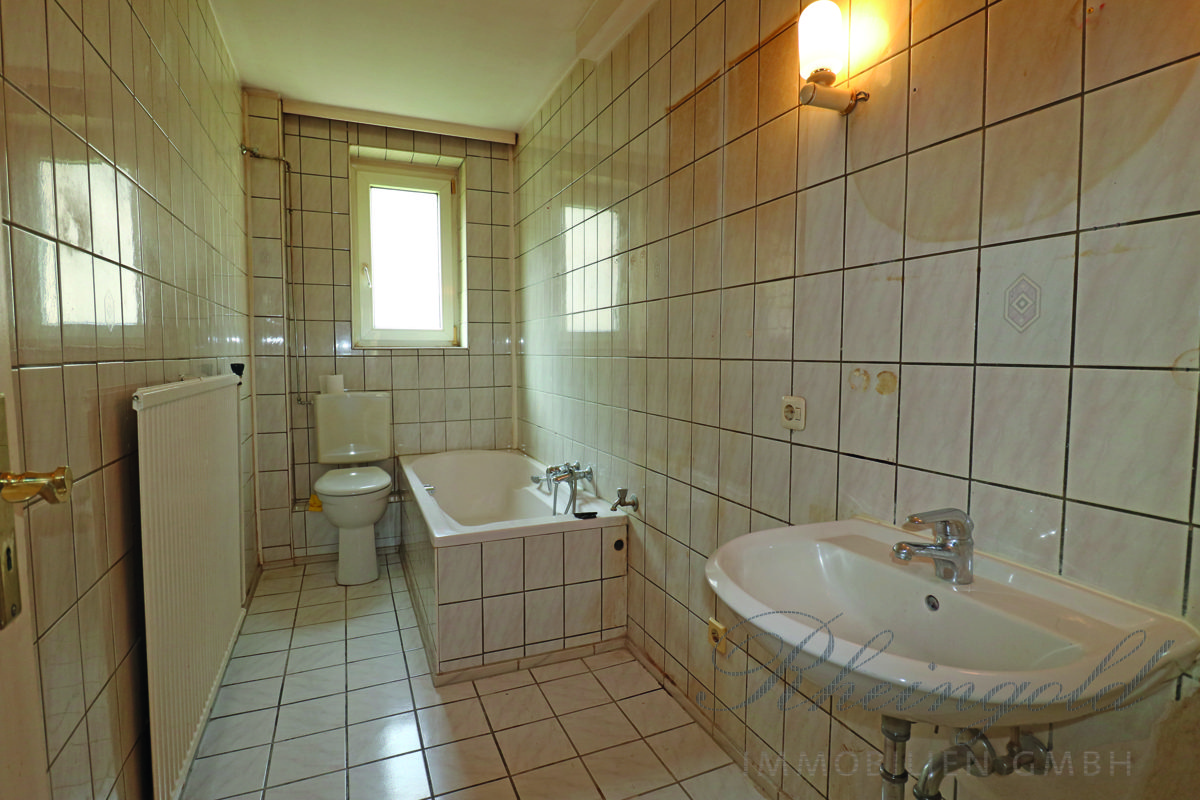 Immobilienangebot - Köln - Wohnungen - Der smarte Einstieg: Bezugsfreie Wohnung mit Balkon - WG-tauglich! Gestalten Sie ihr Investment!