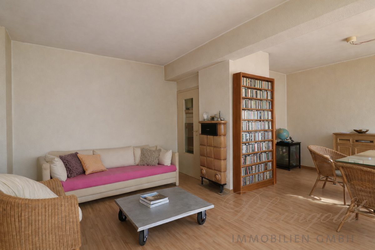 Immobilienangebot - Köln - Häuser - Beste Klettenberger Lage -  Solide Anlage: 
8  Mietwohnungen. Mietsteigerungspotenzial