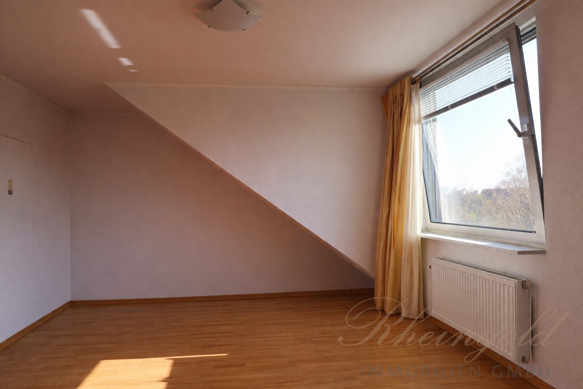 Immobilienangebot - Köln - Häuser - Beste Klettenberger Lage -  Solide Anlage: 
8  Mietwohnungen. Mietsteigerungspotenzial