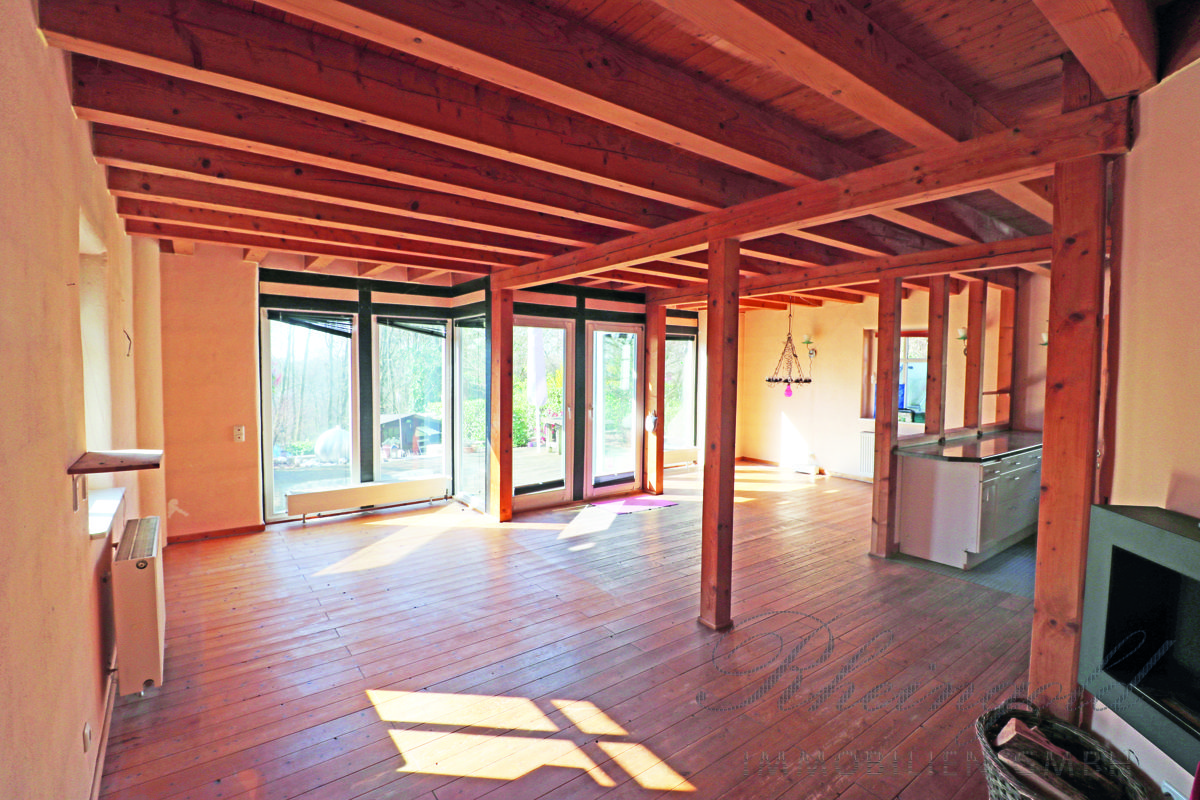 Immobilienangebot - Bergisch Gladbach - Häuser - Am Landschaftsschutzgebiet: Große Fenster & viel Licht: Platz für die Familie, mit Einliegerwohnung