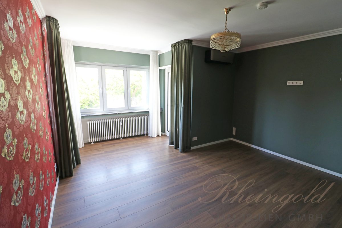 Immobilienangebot - Köln / Holweide - Wohnungen - Großzügiges Wohnen - Zukunftsfähig & Flexibel!
Geeignet für eine Familie mit Gartenanteil und Garage